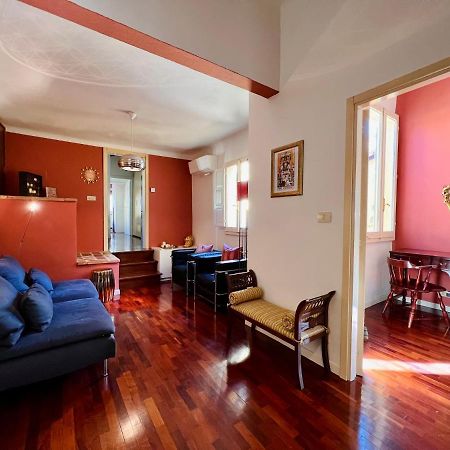 House Of Chariot - In The Heart Of Bologna Apartamento Exterior foto