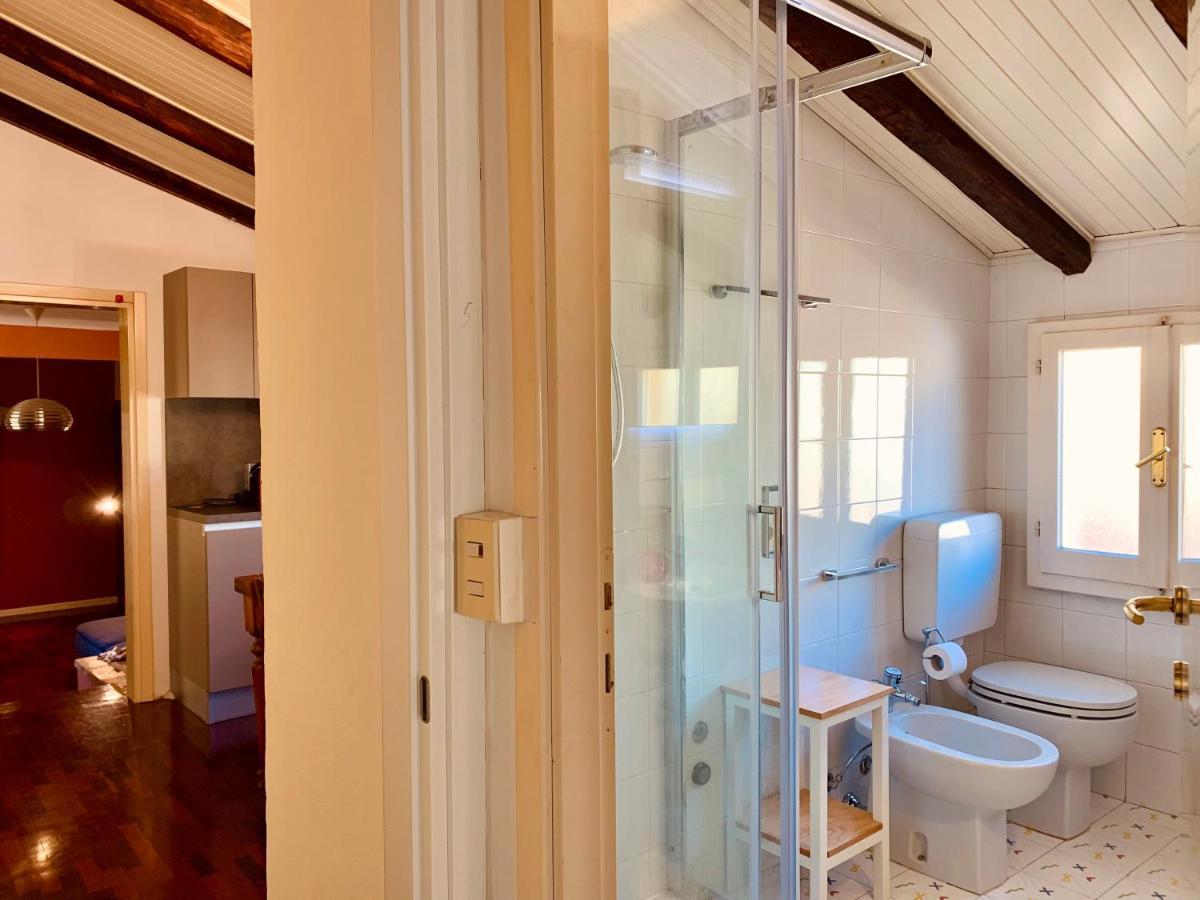House Of Chariot - In The Heart Of Bologna Apartamento Exterior foto