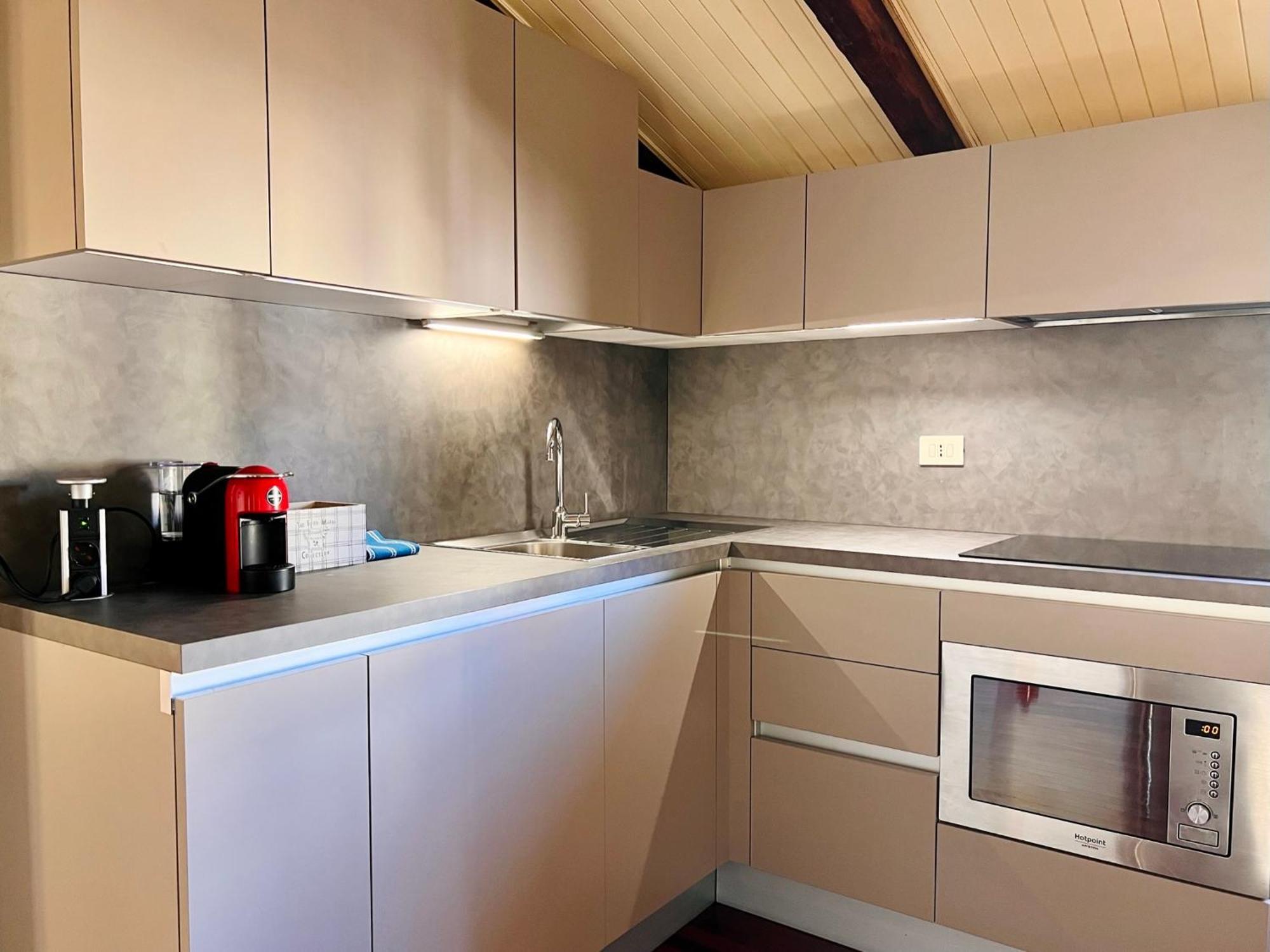 House Of Chariot - In The Heart Of Bologna Apartamento Exterior foto